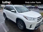 2017 Toyota Highlander White, 57K miles