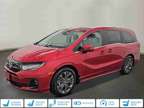 2025 Honda Odyssey Red