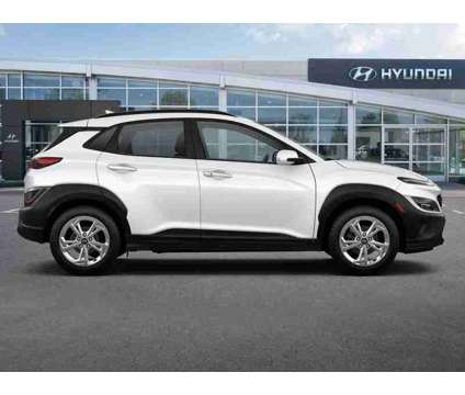 2022 Hyundai Kona SEL is a White 2022 Hyundai Kona SEL SUV in Vero Beach FL