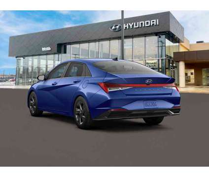 2022 Hyundai Elantra SEL is a Blue 2022 Hyundai Elantra SE Sedan in Highland IN