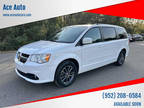 2017 Dodge grand caravan White, 43K miles