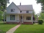 N Fremont St, River Falls, Home For Rent