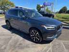 2022 Volvo XC90 T6 Momentum