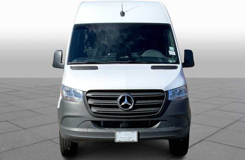 2025NewMercedes-BenzNewSprinterNew2500 Standard Roof I4 Diesel 144 RWD