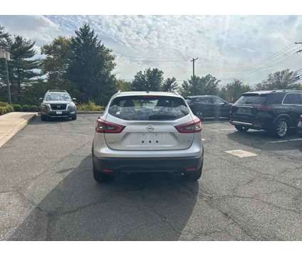 2021 Nissan Rogue Sport SL AWD Xtronic CVT is a Silver 2021 Nissan Rogue Station Wagon in Flemington NJ