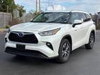 2020 Toyota Highlander Hybrid XLE