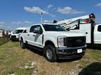 2024 Ford F-350 White, 15 miles