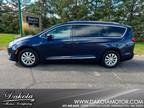 2019 Chrysler Pacifica Touring L - Farmington,MN