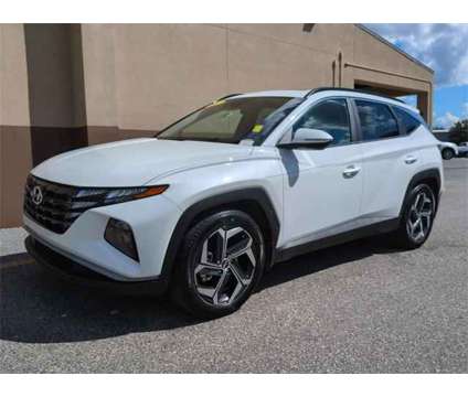 2022 Hyundai Tucson SEL is a White 2022 Hyundai Tucson SUV in Ocala FL