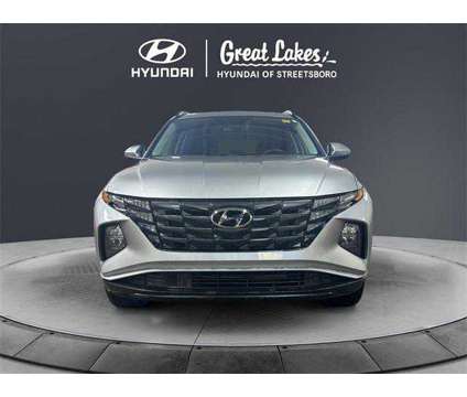 2022 Hyundai Tucson SEL is a Silver 2022 Hyundai Tucson SUV in Streetsboro OH