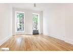 Henry St Unit,brooklyn, Flat For Rent