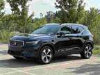 2023 Volvo XC40 B5 Plus Bright Theme