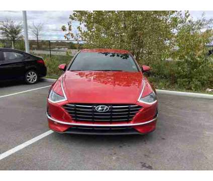 2022 Hyundai Sonata SE is a Red 2022 Hyundai Sonata SE Sedan in Avon IN