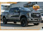 2019 Ford F-250 Super Duty Lariat Crew Cab FX4 / DIESEL 4X4 / LOADED / CLEAN -