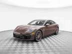 2023 Porsche Panamera 4 Platinum Edition