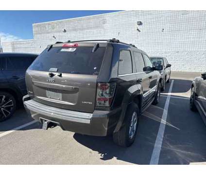 2005 Jeep Grand Cherokee Limited is a Tan 2005 Jeep grand cherokee Limited SUV in Sandy UT