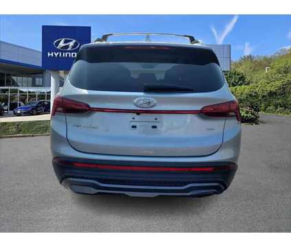 2022 Hyundai Santa Fe XRT is a Silver 2022 Hyundai Santa Fe SUV in New London CT