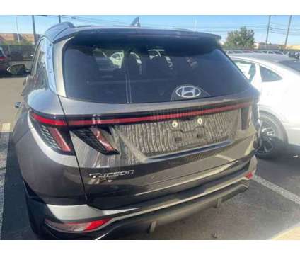 2022 Hyundai Tucson SEL is a Grey 2022 Hyundai Tucson SUV in Philadelphia PA