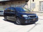 2014 Chrysler Town And Country S