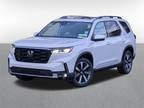 2025 Honda Pilot White, new