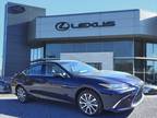 2021 Lexus ES 300h, 10K miles