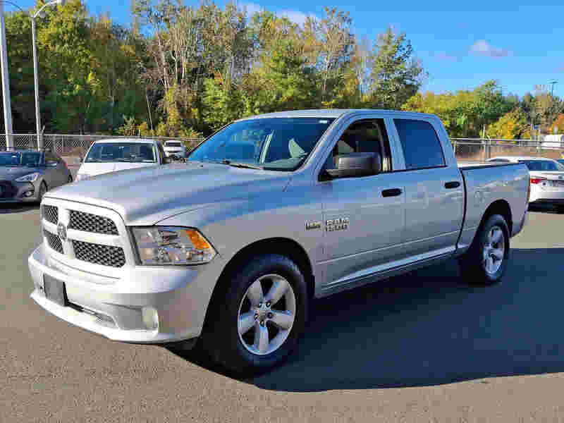 2013UsedRamUsed1500Used4WD Crew Cab 140.5