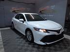 2019 Toyota Camry White, 131K miles