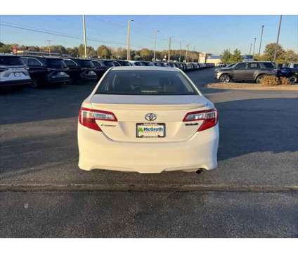 2012 Toyota Camry SE is a White 2012 Toyota Camry SE Sedan in Dubuque IA