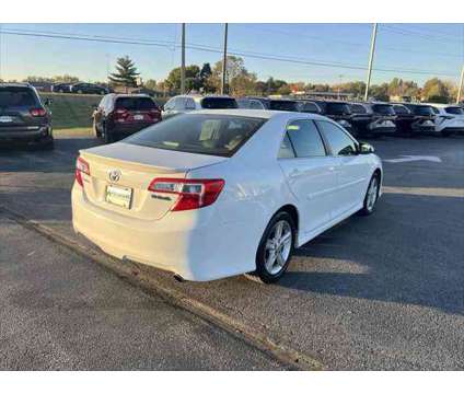 2012 Toyota Camry SE is a White 2012 Toyota Camry SE Sedan in Dubuque IA