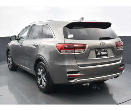 2018 Kia Sorento 3.3L SX is a Silver 2018 Kia Sorento SX SUV in Mcdonough GA