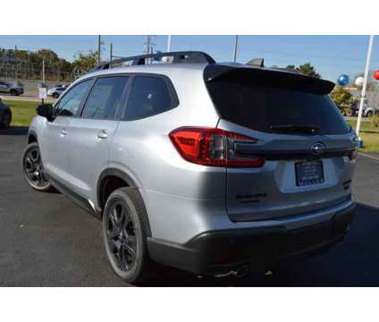 2024 Subaru Ascent Onyx Edition 7-Passenger is a Silver 2024 Subaru Ascent SUV in Highland Park IL