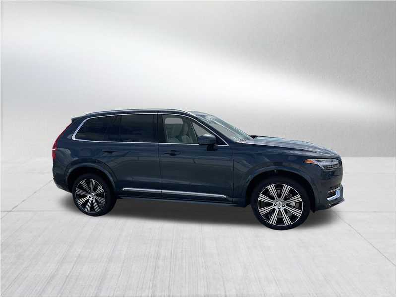 2025 Volvo XC90 B6 Plus 7-Seater