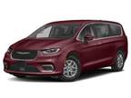 2023 Chrysler Pacifica Red, 19K miles