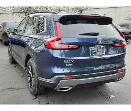 2025 Honda CR-V Hybrid Sport-L is a Blue 2025 Honda CR-V Hybrid in Doylestown PA