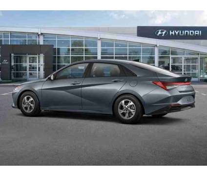 2022 Hyundai Elantra SE is a 2022 Hyundai Elantra SE Sedan in West Islip NY