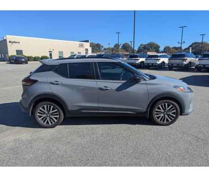 2021 Nissan Kicks SR Xtronic CVT is a Grey 2021 Nissan Kicks SR Station Wagon in Winston Salem NC