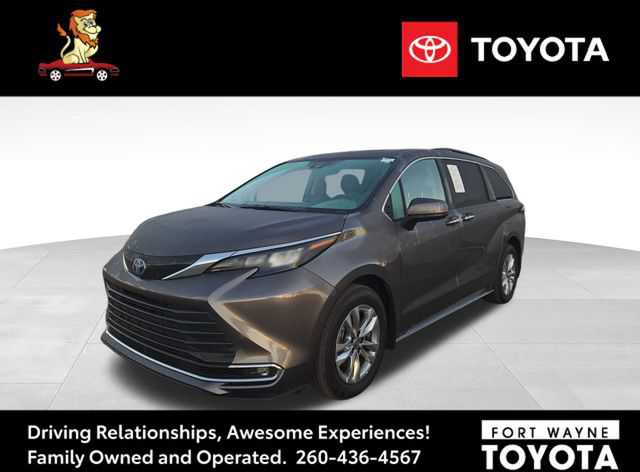 2024 Toyota Sienna XLE