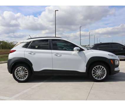 2021 Hyundai Kona SEL is a White 2021 Hyundai Kona SEL SUV in Friendswood TX