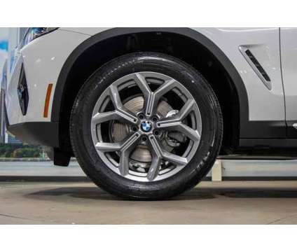 2024 BMW X3 xDrive30i is a White 2024 BMW X3 xDrive30i SUV in Lake Bluff IL