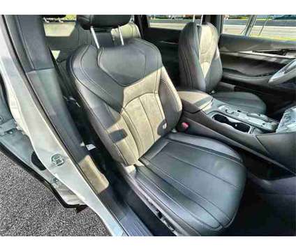 2025 Infiniti QX60 PURE AWD is a White 2025 Infiniti QX60 Pure SUV in Ramsey NJ