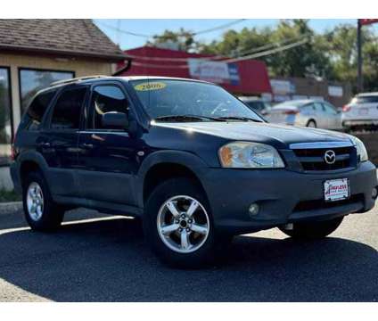 2005 Mazda Tribute i is a Green 2005 Mazda Tribute i SUV in South Amboy NJ