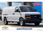 2024 Chevrolet Express 2500 Work Van Cargo