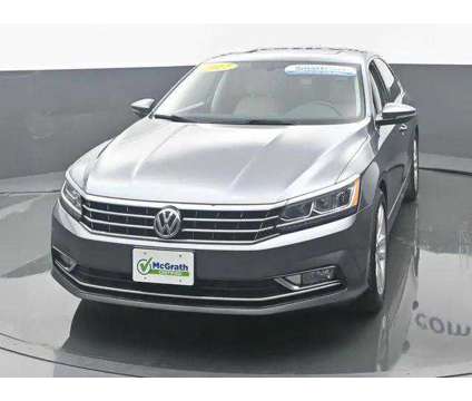 2017 Volkswagen Passat 1.8T SE is a 2017 Volkswagen Passat 1.8T SE Sedan in Dubuque IA