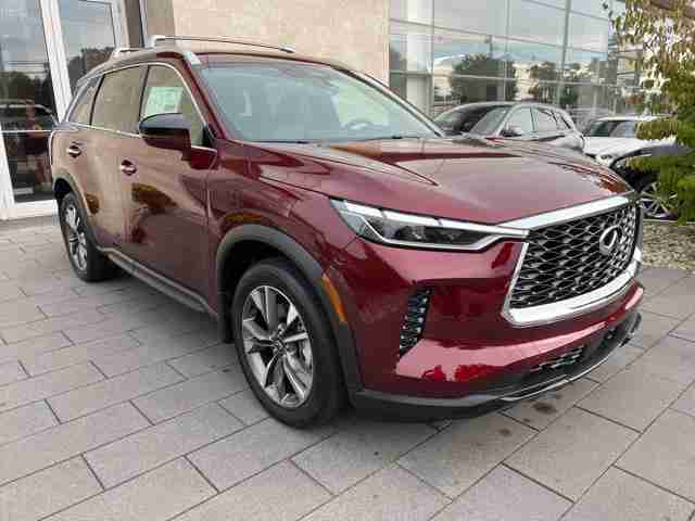 2025 Infiniti QX60 LUXE AWD