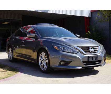 2016 Nissan Altima 3.5 SL is a 2016 Nissan Altima 3.5 SL Sedan in Arlington TX