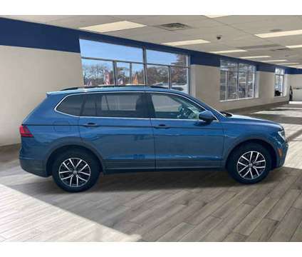 2019 Volkswagen Tiguan SE is a Blue 2019 Volkswagen Tiguan SE SUV in West Babylon NY