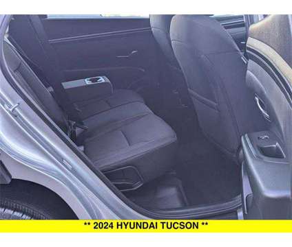 2024 Hyundai Tucson SE is a Silver 2024 Hyundai Tucson SE SUV in North Aurora IL