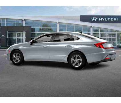 2022 Hyundai Sonata SE is a Silver 2022 Hyundai Sonata SE Sedan in Freehold NJ