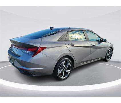 2023 Hyundai Elantra SEL is a 2023 Hyundai Elantra Sedan in Bloomfield NJ