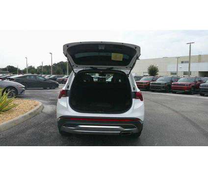 2022 Hyundai Santa Fe SEL is a White 2022 Hyundai Santa Fe SUV in Winter Haven FL